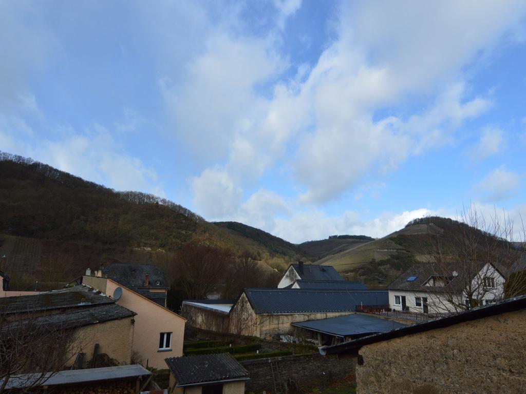 Charming Holiday Home In Neumagen Dhron Esterno foto